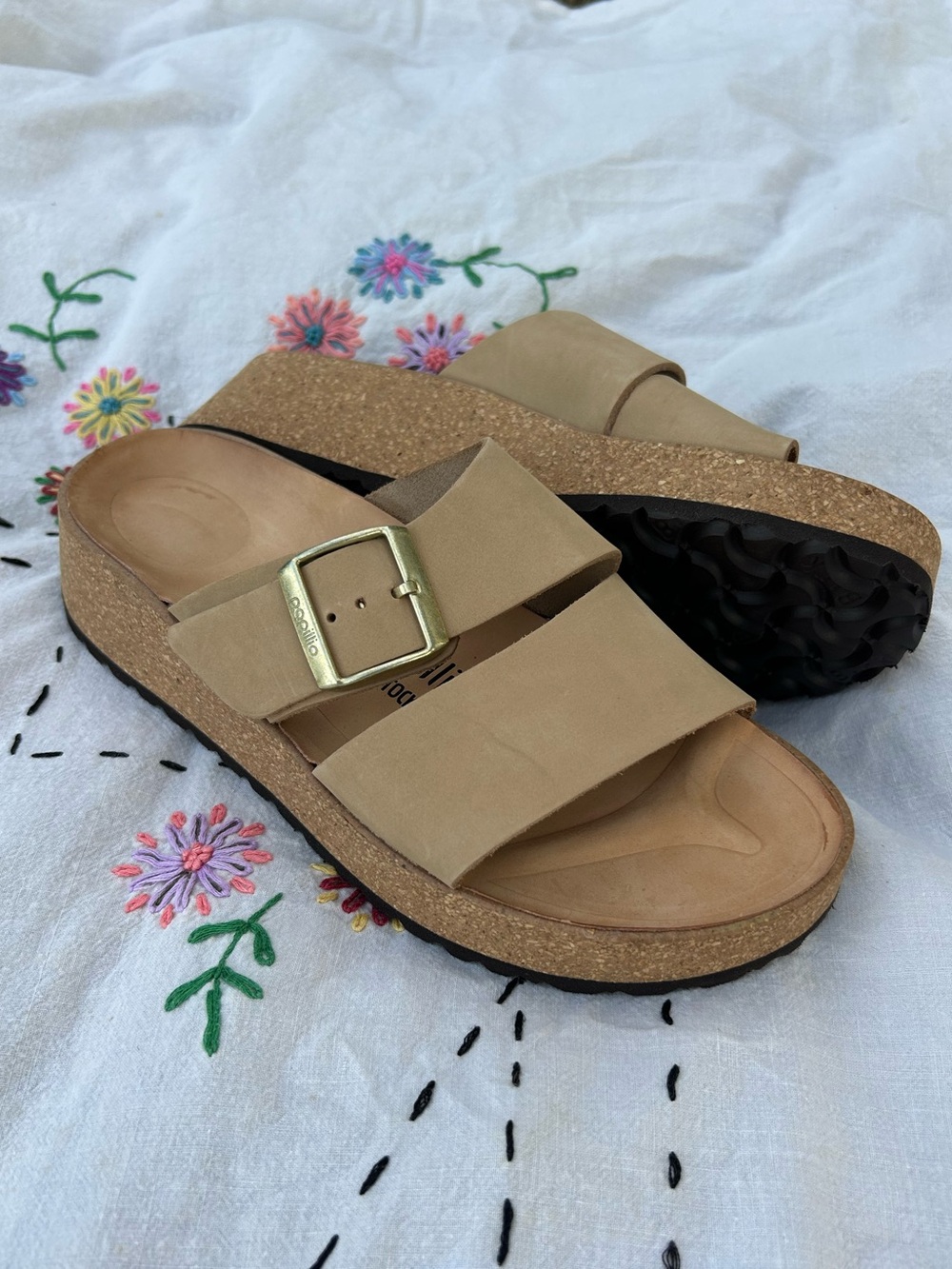 Birkenstock Papillio Arizona Taupe Nubuck Leather Sandals EI size 37 US 6-6.5